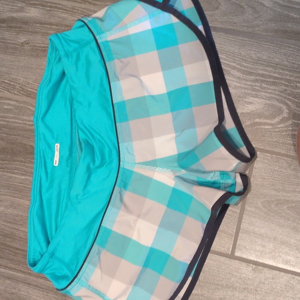 LULULEMON Plaid Blue & Gray Athletic Shorts LIKE NEW!!